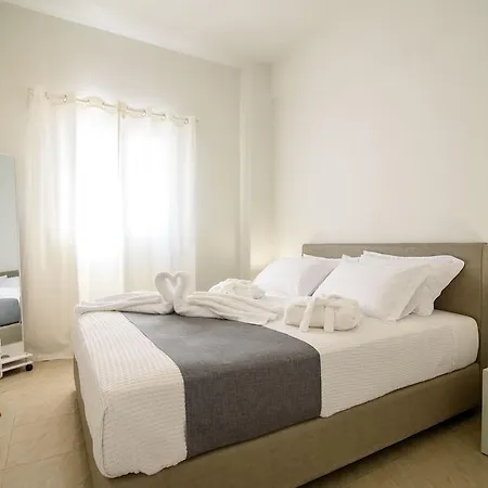 De Naxia 4* Perissa (Santorini)