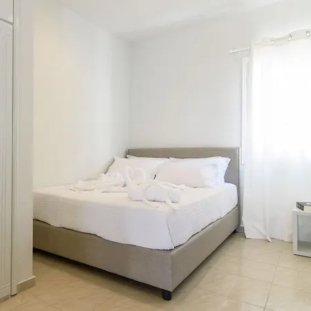 De Naxia Perissa (Santorini)